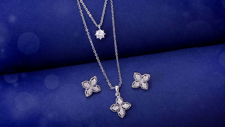 5 Best Secret Santa Christmas Jewellery Gifts Ideas from SIA Jewellery