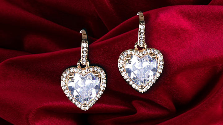 Valentine's Day Special Jewellery Gifts For Wife & Girlfriend from SIA