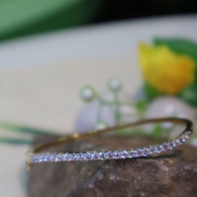 Gold Slim Bracelet with White Stones - SIA450529
