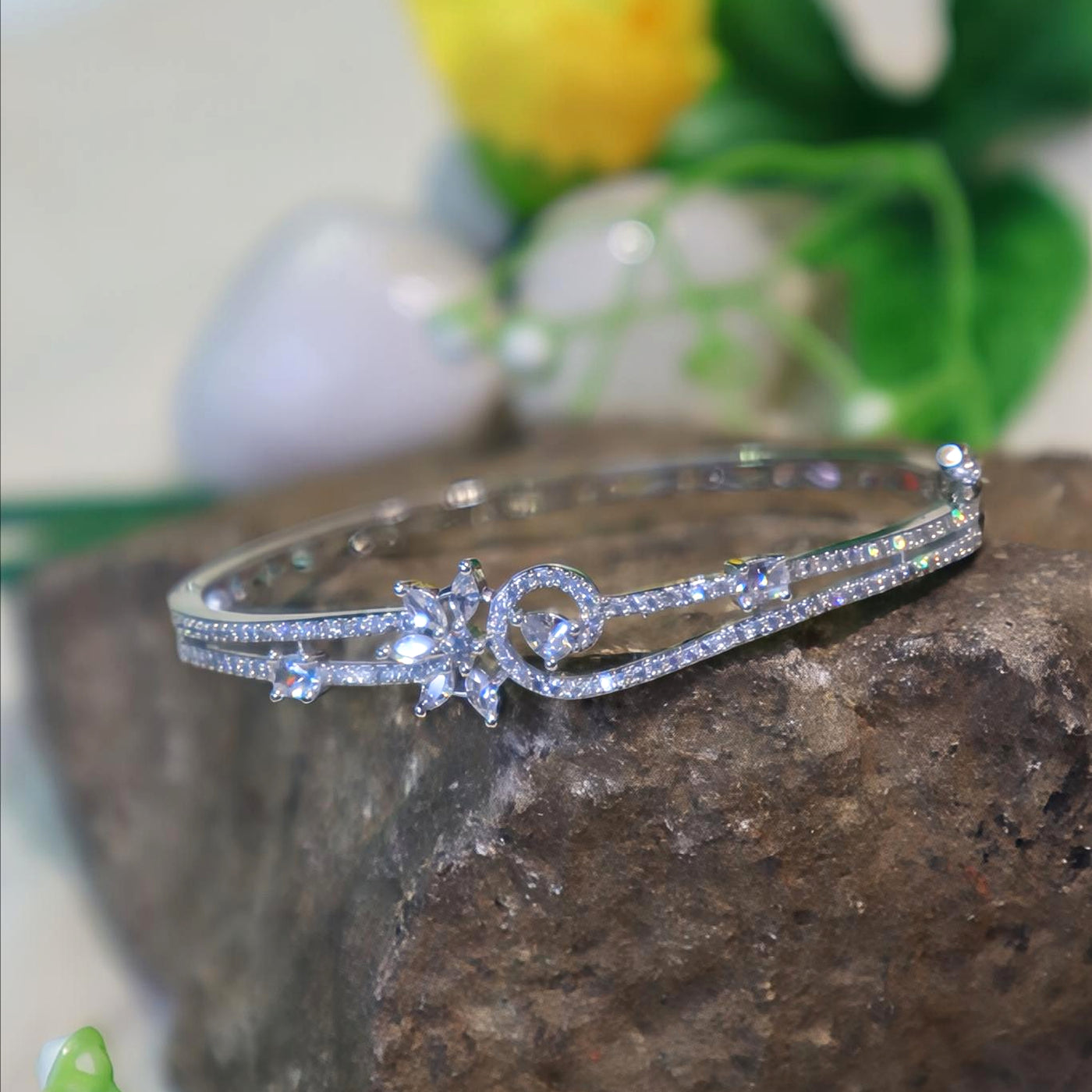 Silver Crossover Floral Diamond Bracelet - SIA450935