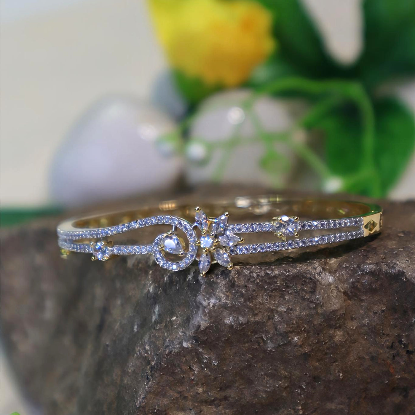 Gold & Silver Floral Diamond Barcelet - SIA450934