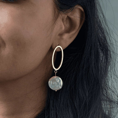 Gold Oval Earrings with Freshwater Pearl Drops. - TMV_ER15