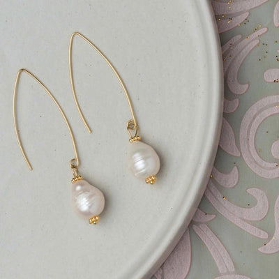 Thin Gold Wire Earrings with Delicate Pearl Drops. - TMV_ER21