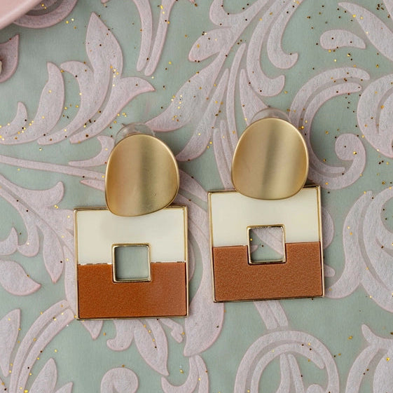 Dull Gold Curved Earrings with Hanging Brown Square. - TMV_ER6