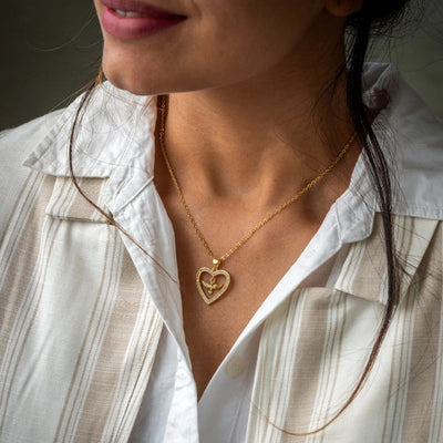 Stylish Peace Loving Bird Pendant with Thin Delicate Chains - TMV_PD2
