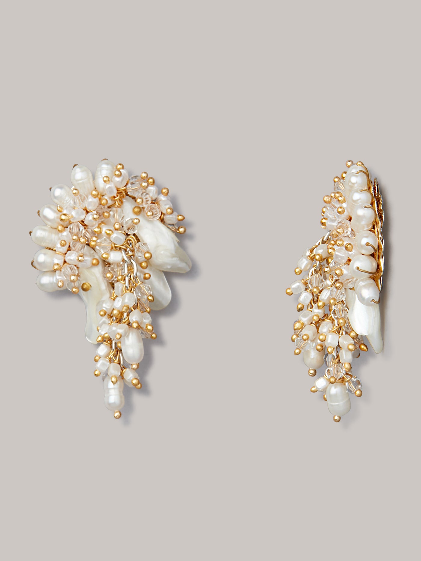 VERSATILE OFF-WHITE PEARL EARRINGS-BE-386-01 WHITE-BE-386-01 WHITE