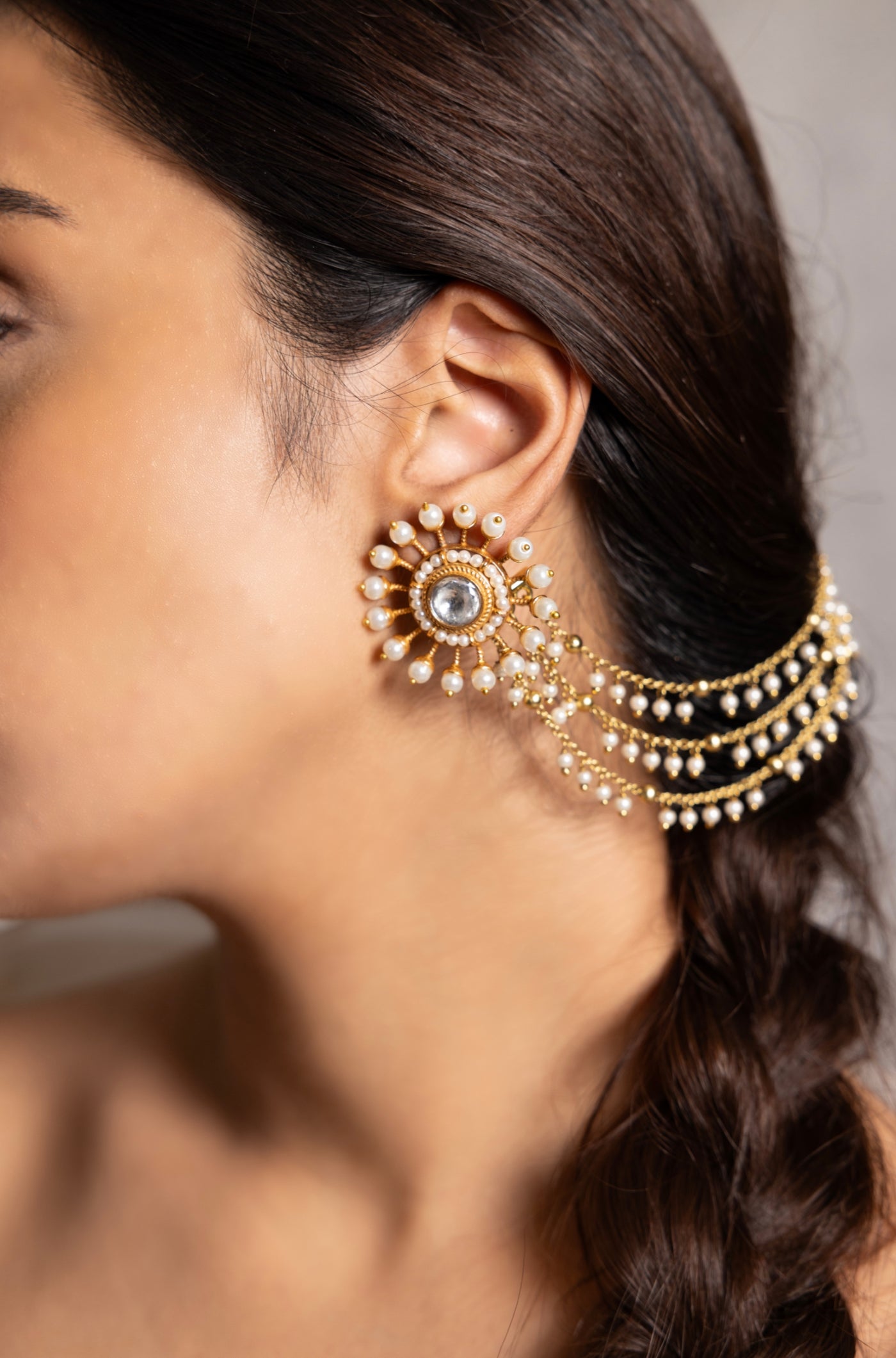 Saarya Earrings - ERAAPR18