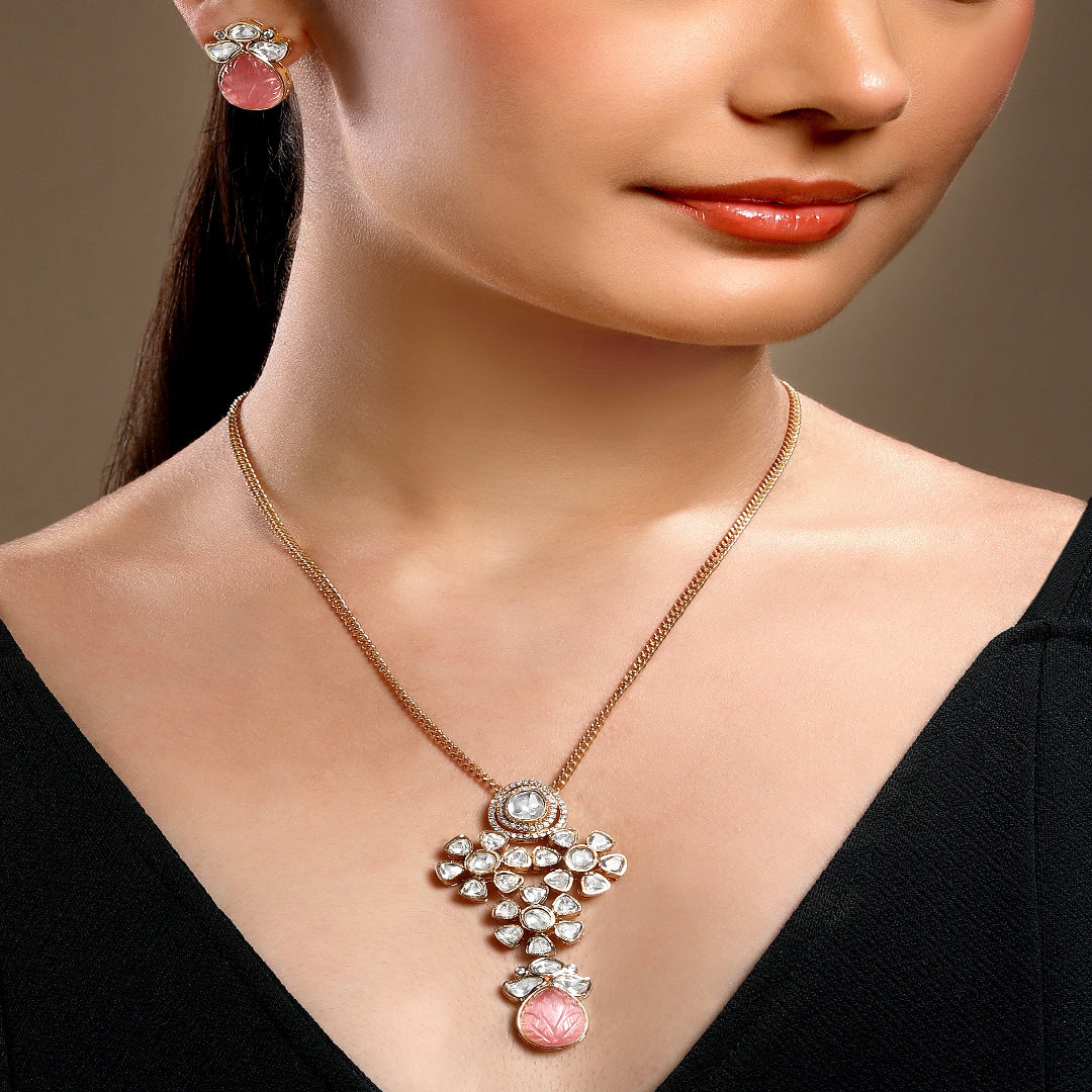 Delicate Gold-Plated Necklace Set with Floral Kundan Design- HRNS343