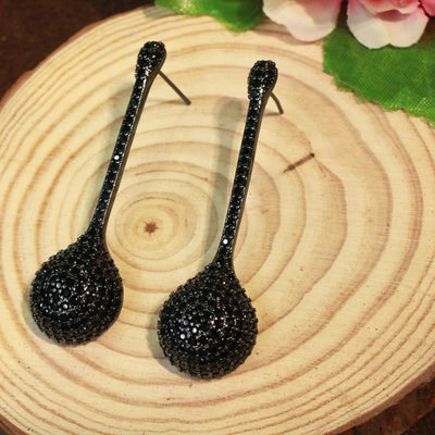 Black Long Teardrop Design Earrings - SIA451768_D
