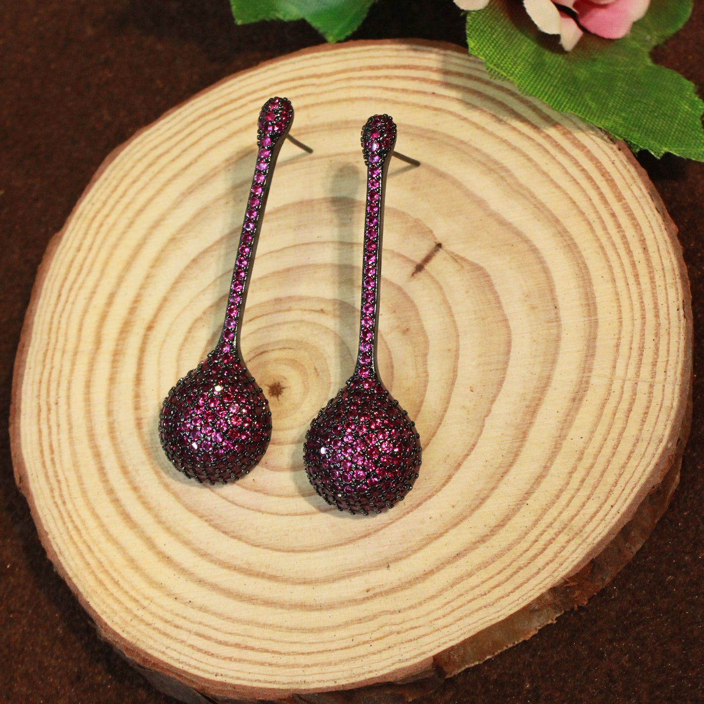 Magenta Long Teardrop Design Earrings  - SIA451768