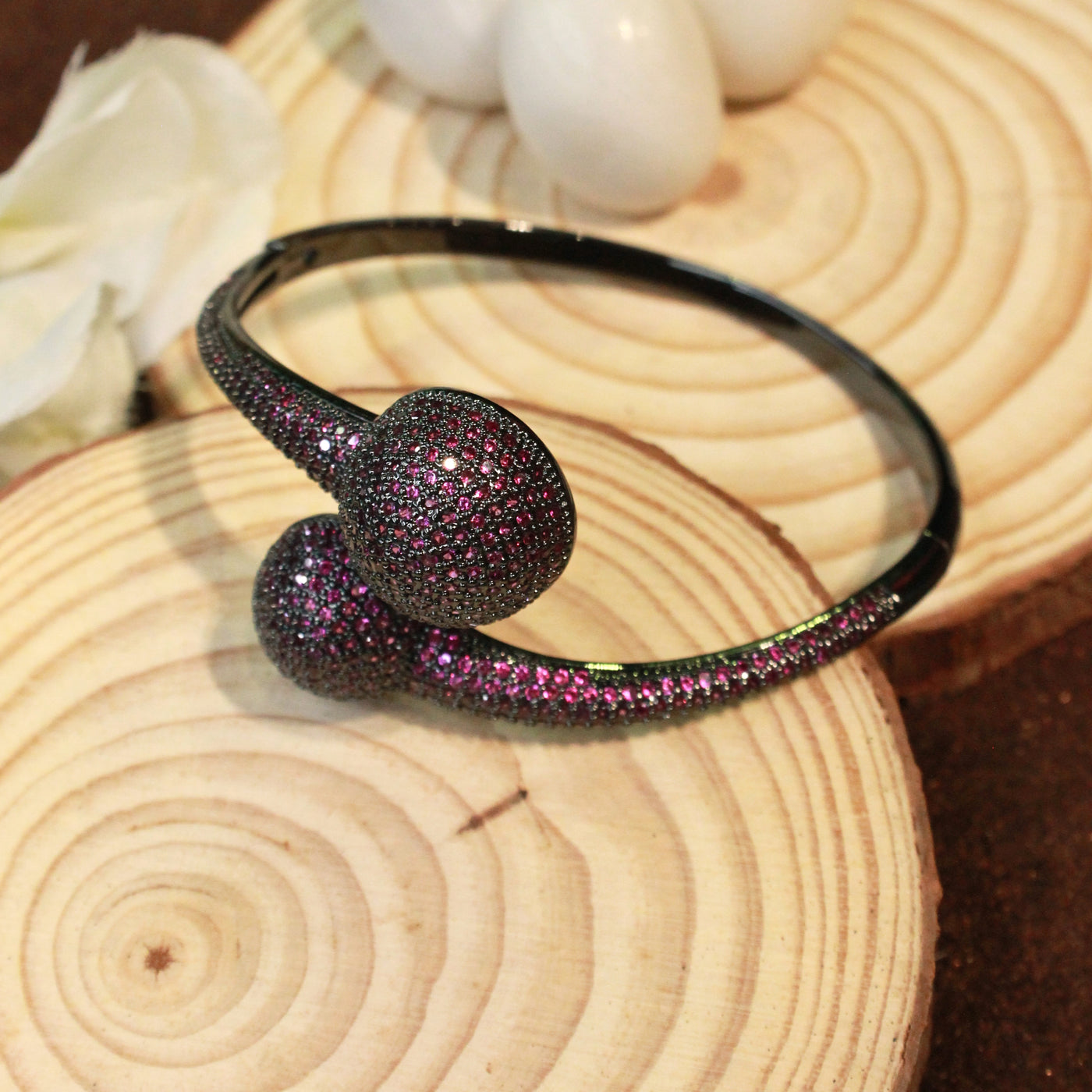 Black Bracelet with Dual Pink Sphere Ends - SIA451767 _A