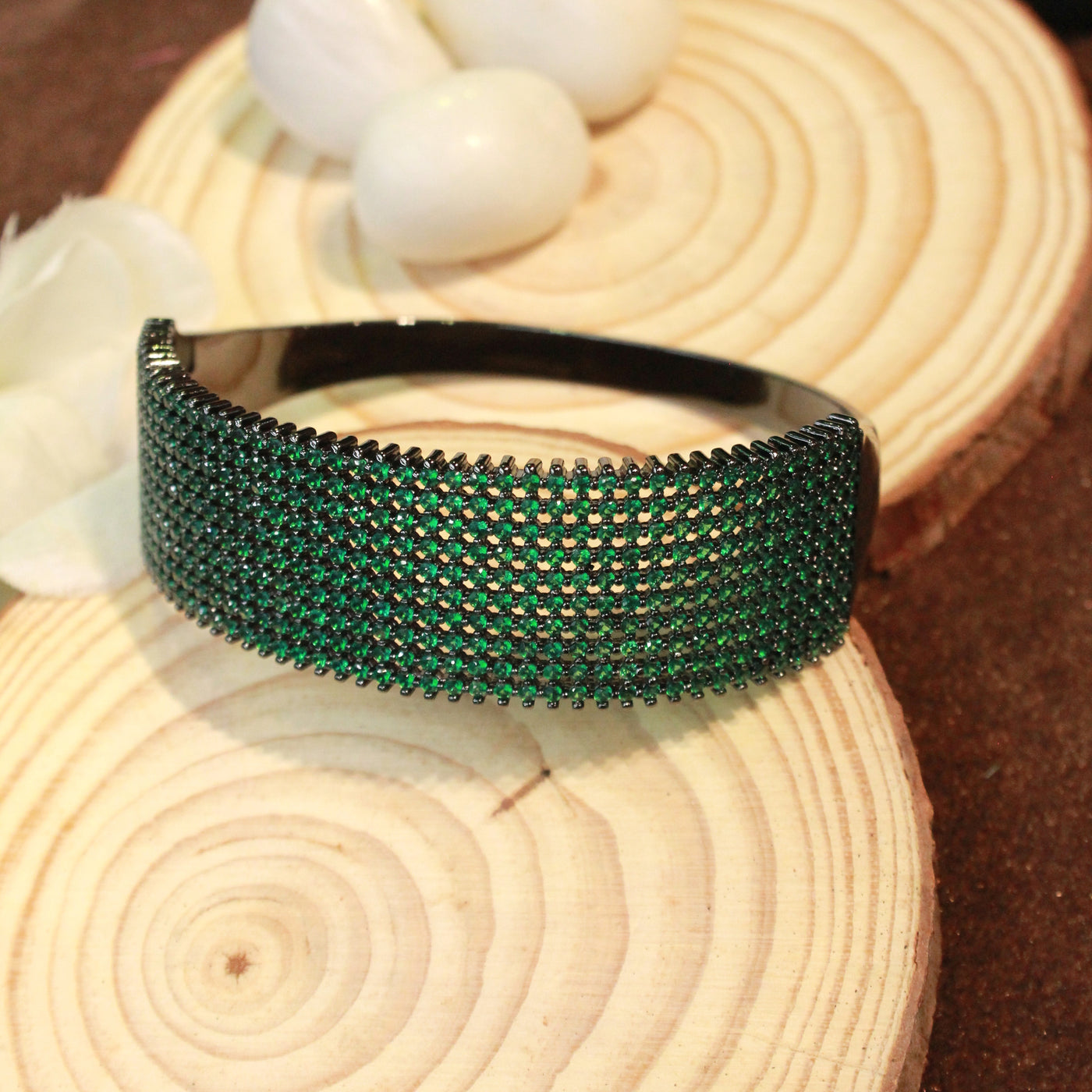 Elegant black bracelet encrusted with shimmering green crystals for a bold, luxurious look-SIA451764_B
