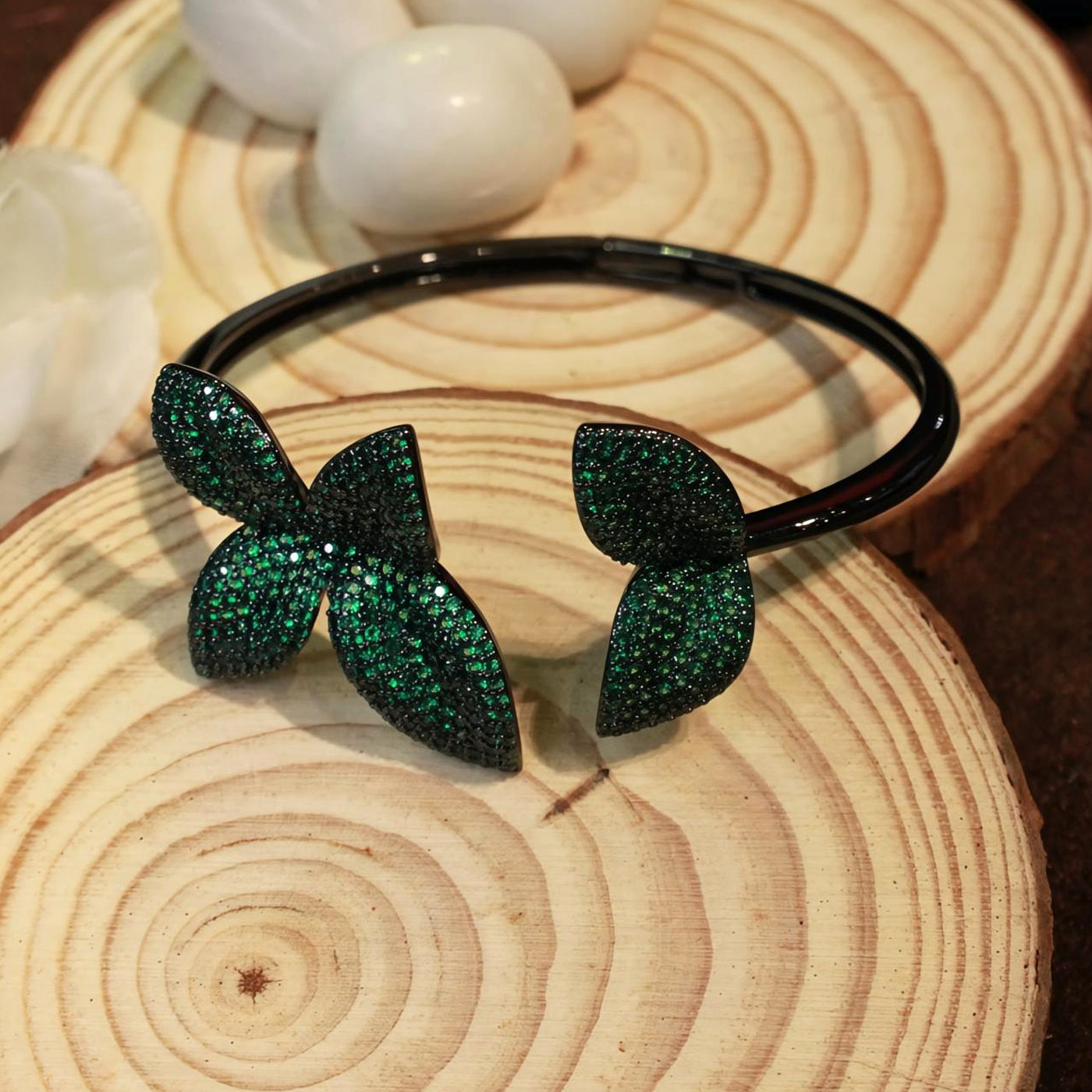 Green Leaf Design on Sleek Black Bracelet - SIA451763_C