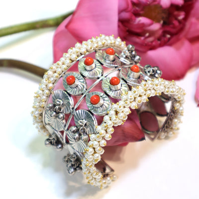 Oxidized Silver Pearl Cuff Bracelet - SIA452155