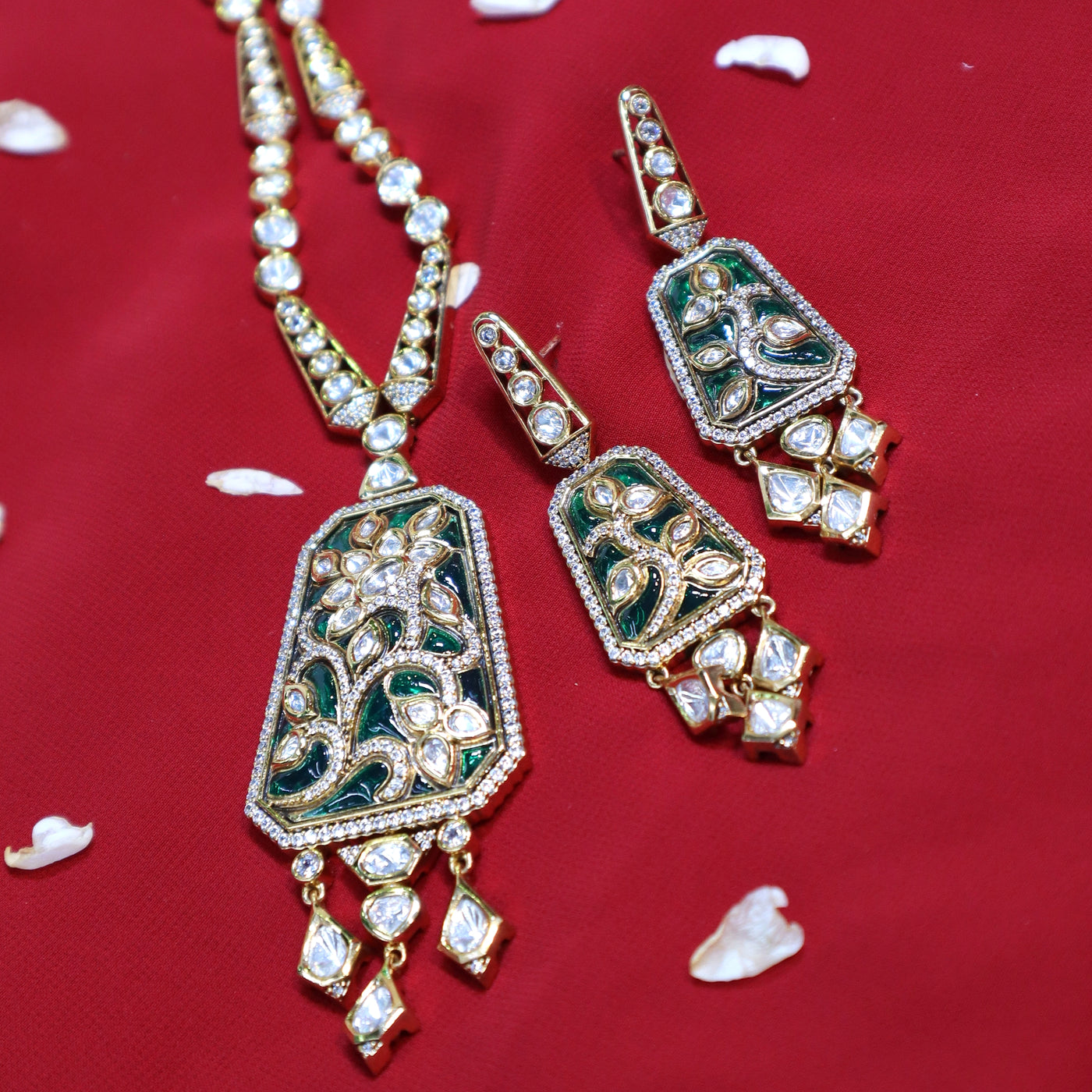 Emerald Green Enamel & Polki Floral Necklace Set - SIA452415