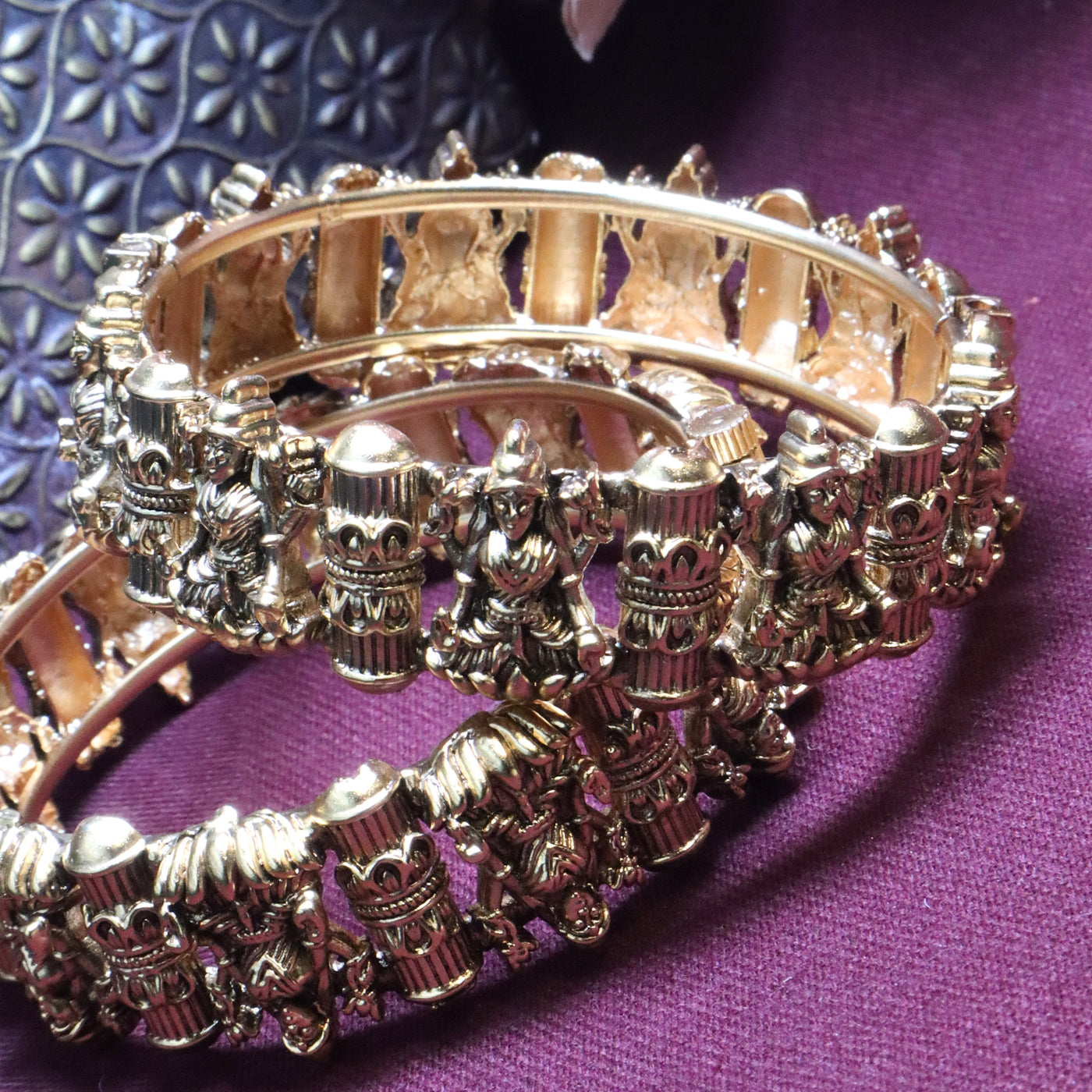 Traditional Antique Gold Bangles with Temple-Inspired Sculpted Detailing - SIA454253