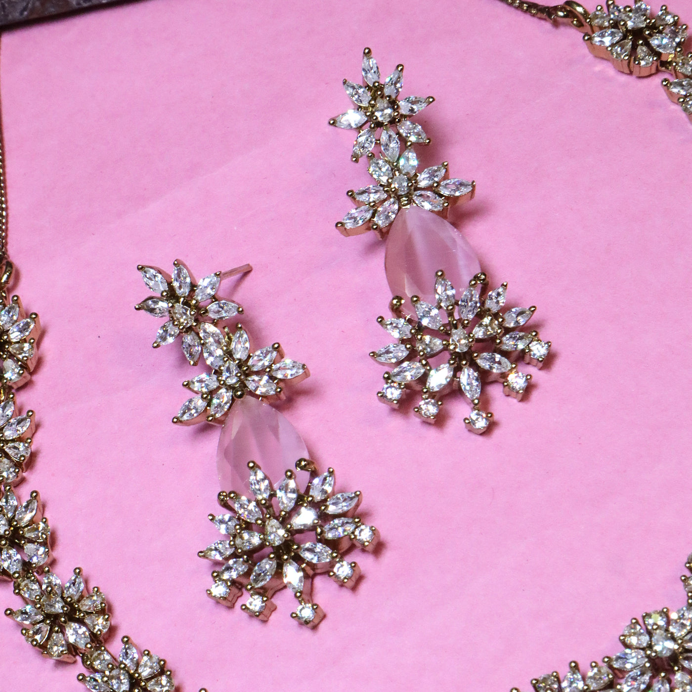 Pink Cat's Eye Stone and Starburst AD Choker Necklace Set - SIA456143