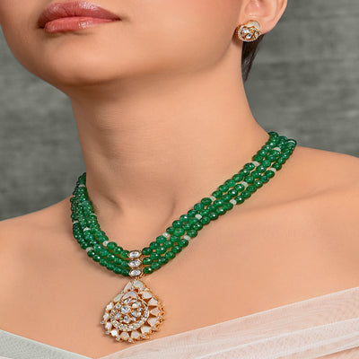Sparkling Green Necklace With Earrings - JBRMR24NKS49
