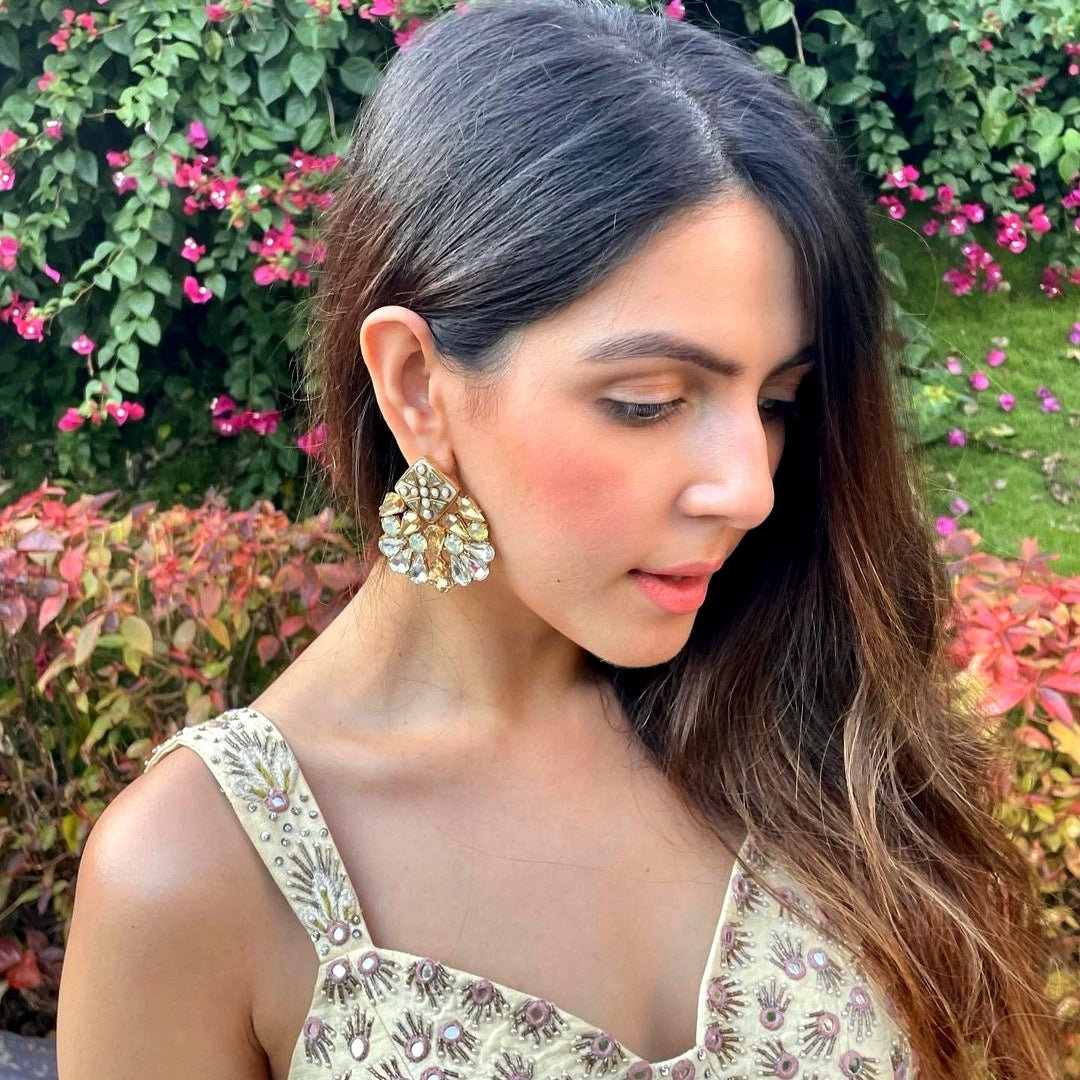 Nivi Earrings - BBNIVE2008