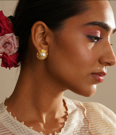 Pearl Luxe Studs - BBPELS1003