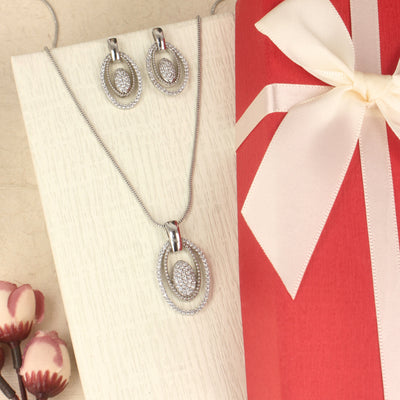 Silver Plated Oval Delicate Pendant Set - SIA352672