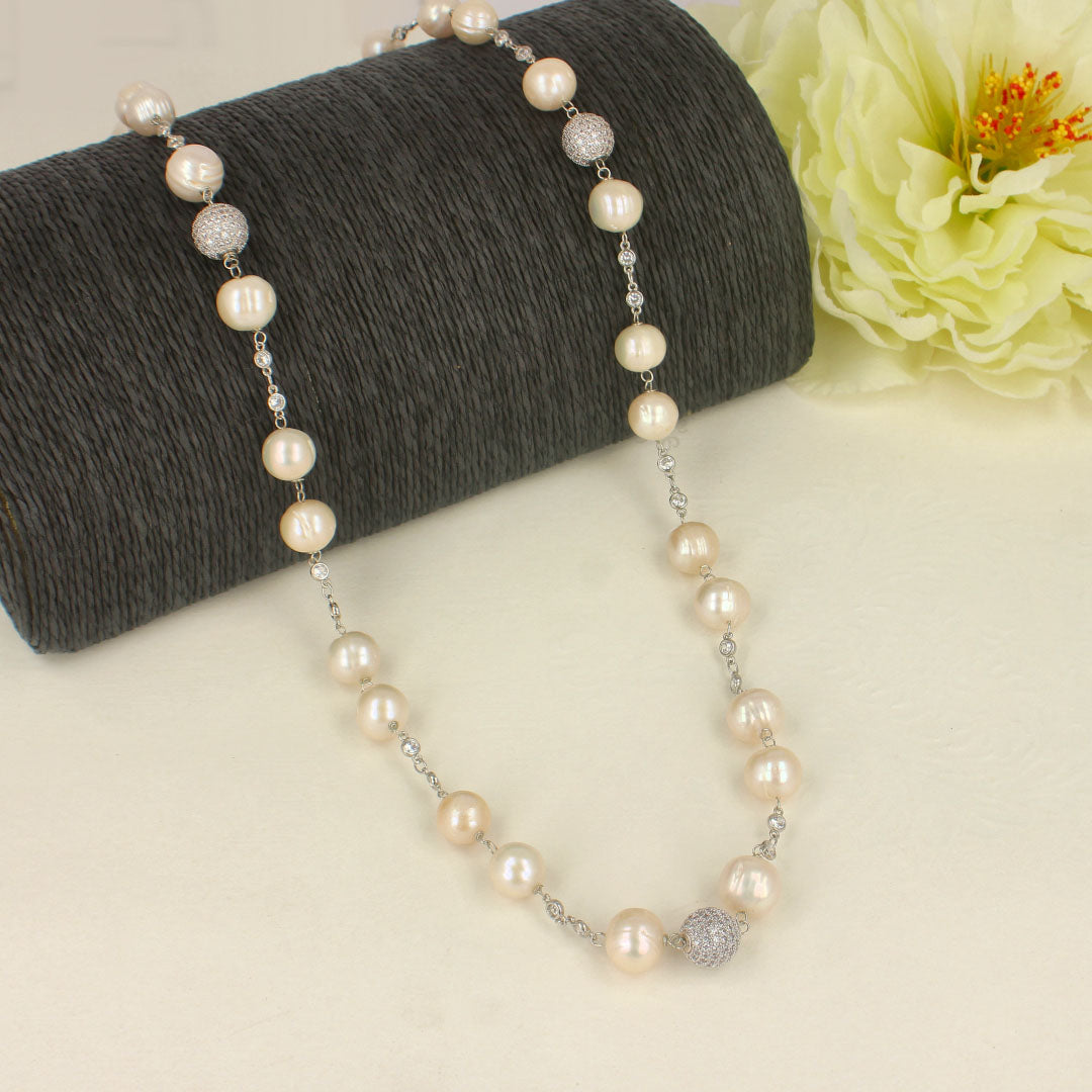 Mother Of Pearl Cubic Zirconia Beaded Mala - SIA418651