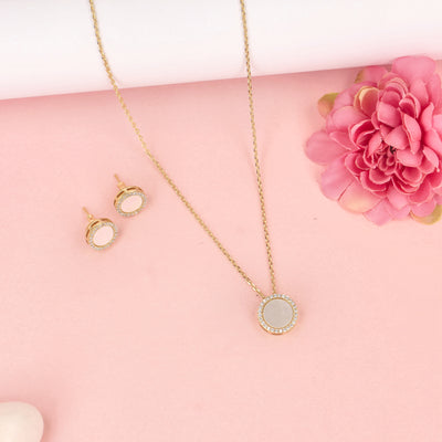 Gold Plated CZ Mother Of Pearl Pendent Set - SIA428308