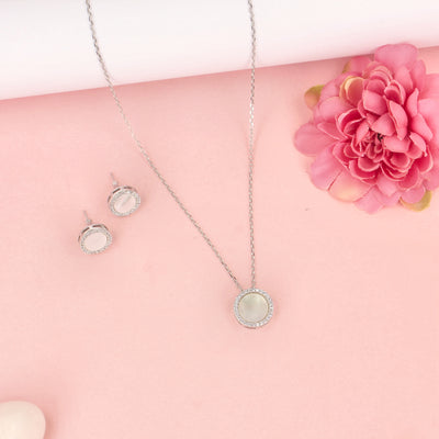 CZ Mother Of Pearl Pendent Set - SIA428309