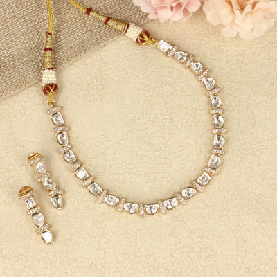 Shimmer String Necklace Set - SIA428353