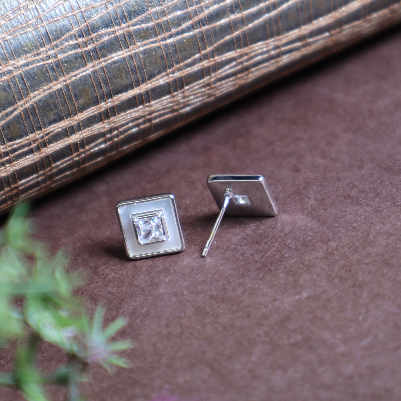 Silver Square Stud Earrings - SIA434334