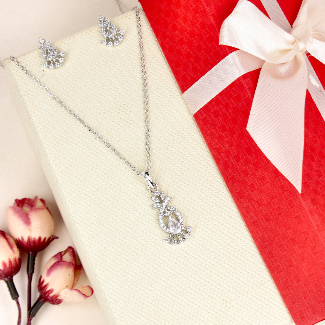Elegant White Crystal Pendant Set for Women - SIA446777_B