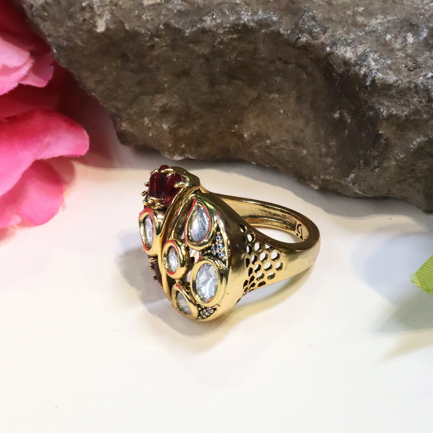 Asymmetrical Gold-Toned Polki & Kundan Ring - SIA448987