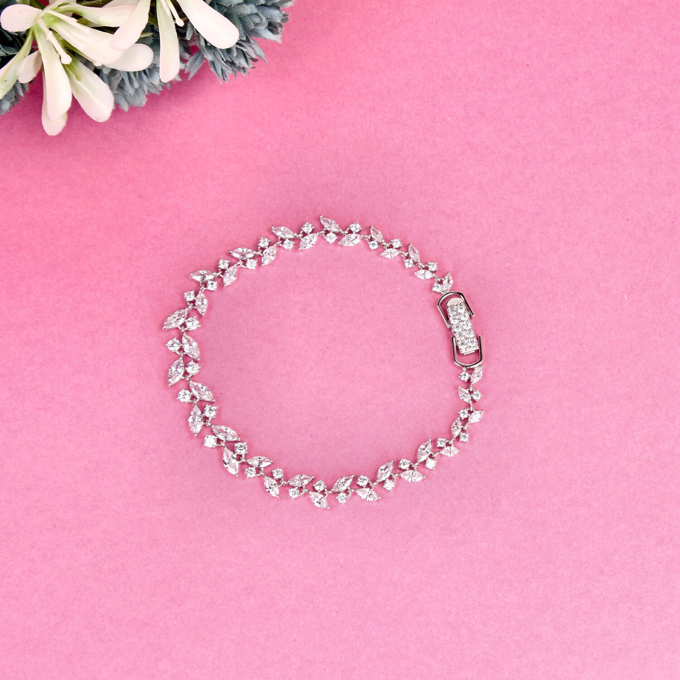92.5 Sterling Silver - Leaf Sparkle Bracelet - SIA449517