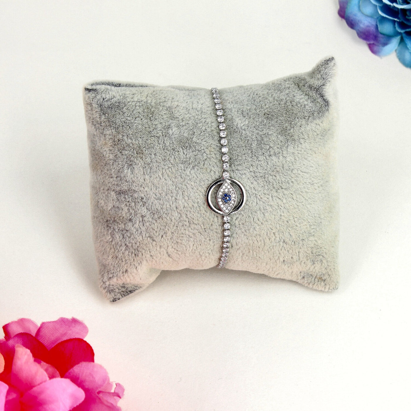 Elegant Evil Eye Bracelet with Sparkling White Stones and Blue Center - SIA449664