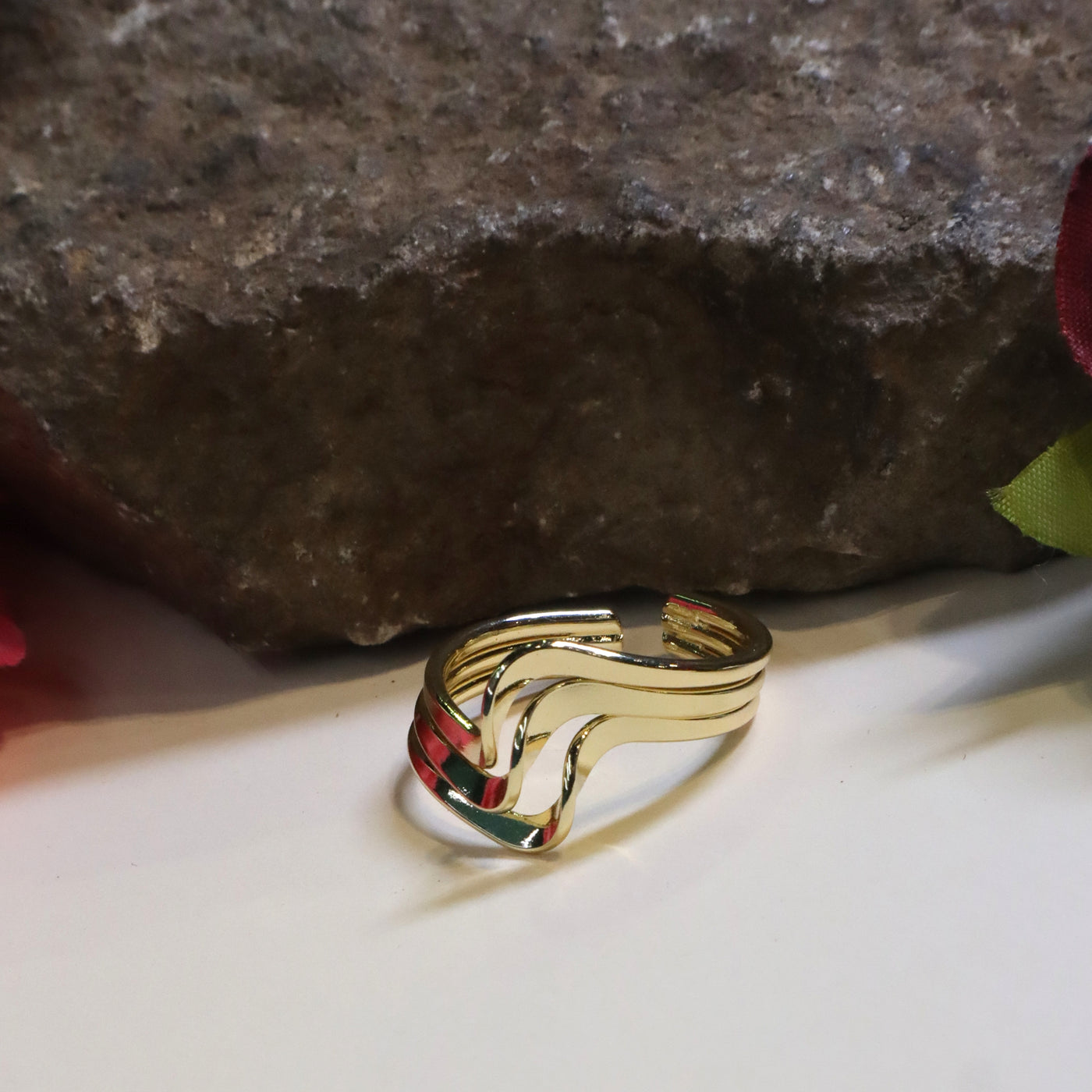 Minimalist Gold Tone Wave Ring with Red and Green Enamel - SIA449696