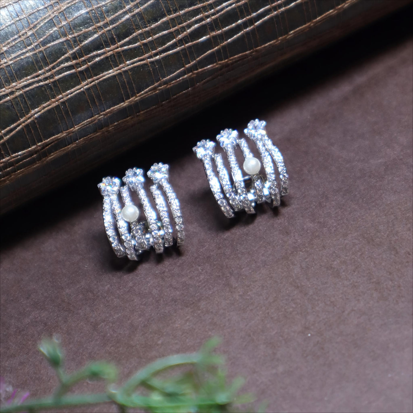 Multi-row hoop earrings with CZ and pearl - SIA449851