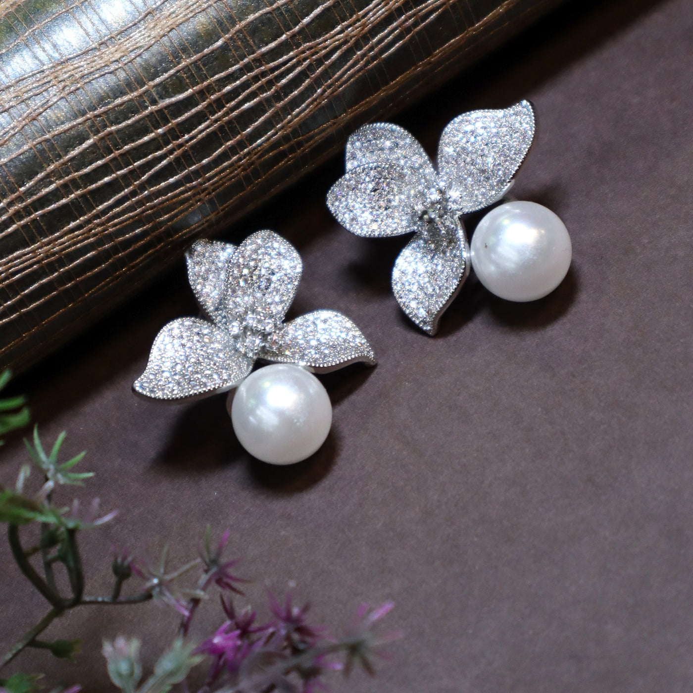 Flower and Pearl Drop Earrings - SIA449857