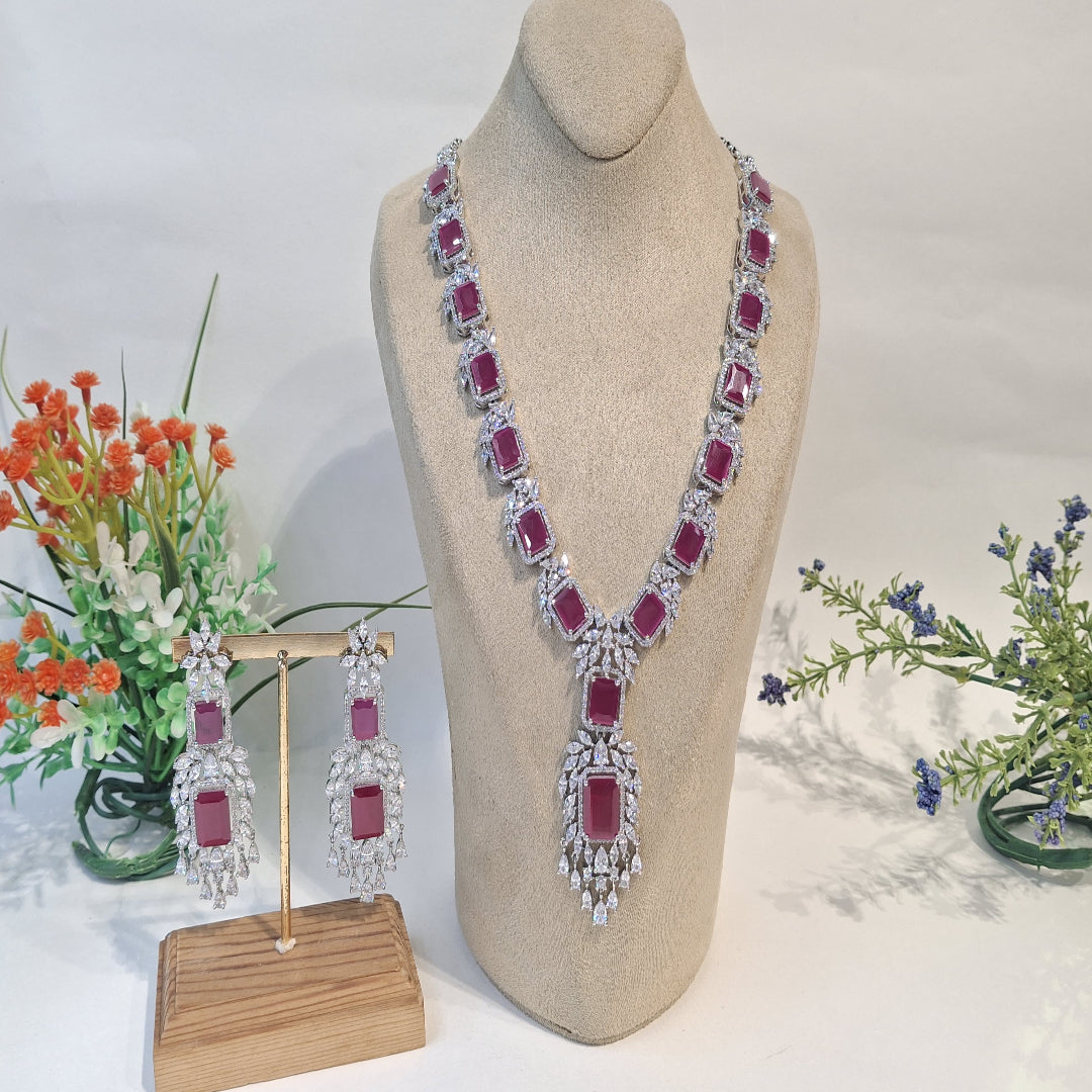 Ruby Radiance: Deep Red Necklace Set with Diamond-Encrusted Regal Design - SIA450163