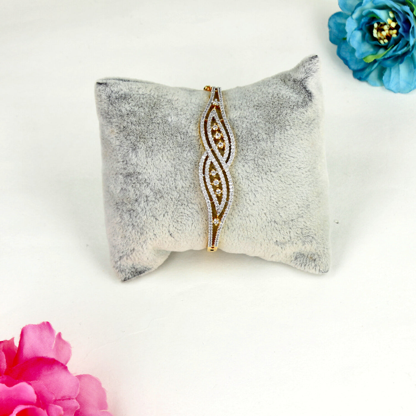 S-Shaped Gold and Silver Bracelet with Embedded White Stones - SIA450492