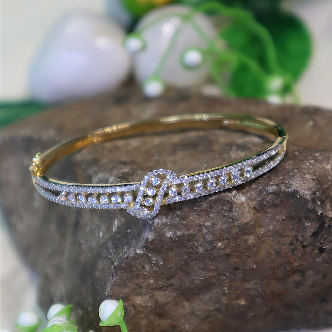 Gold Bracelet with Diamond Knot Design - SIA450960