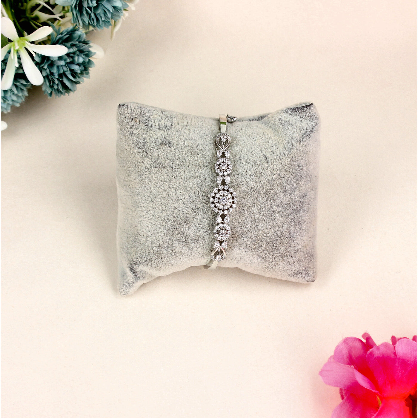 Silver Blossom Elegance Bracelet - SIA451410