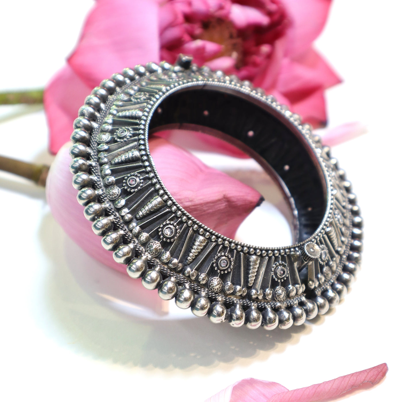 Oxidized Silver Ethnic Bangle - SIA452158