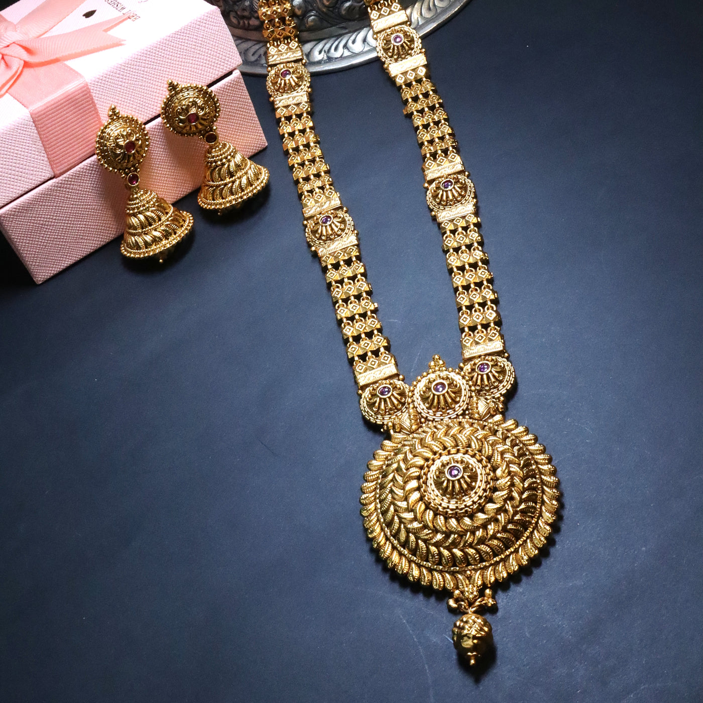 Antique Gold Round Pendant Necklace Set - SIA454039