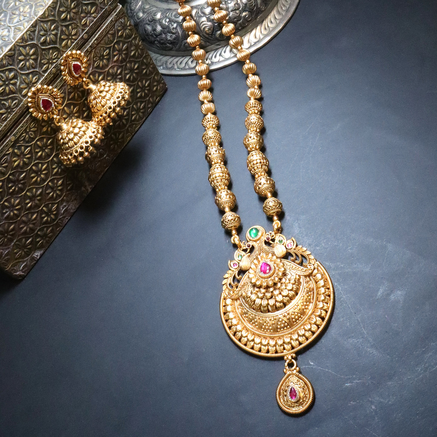 Gold Peacock Round Pendant Necklace Set - SIA454076