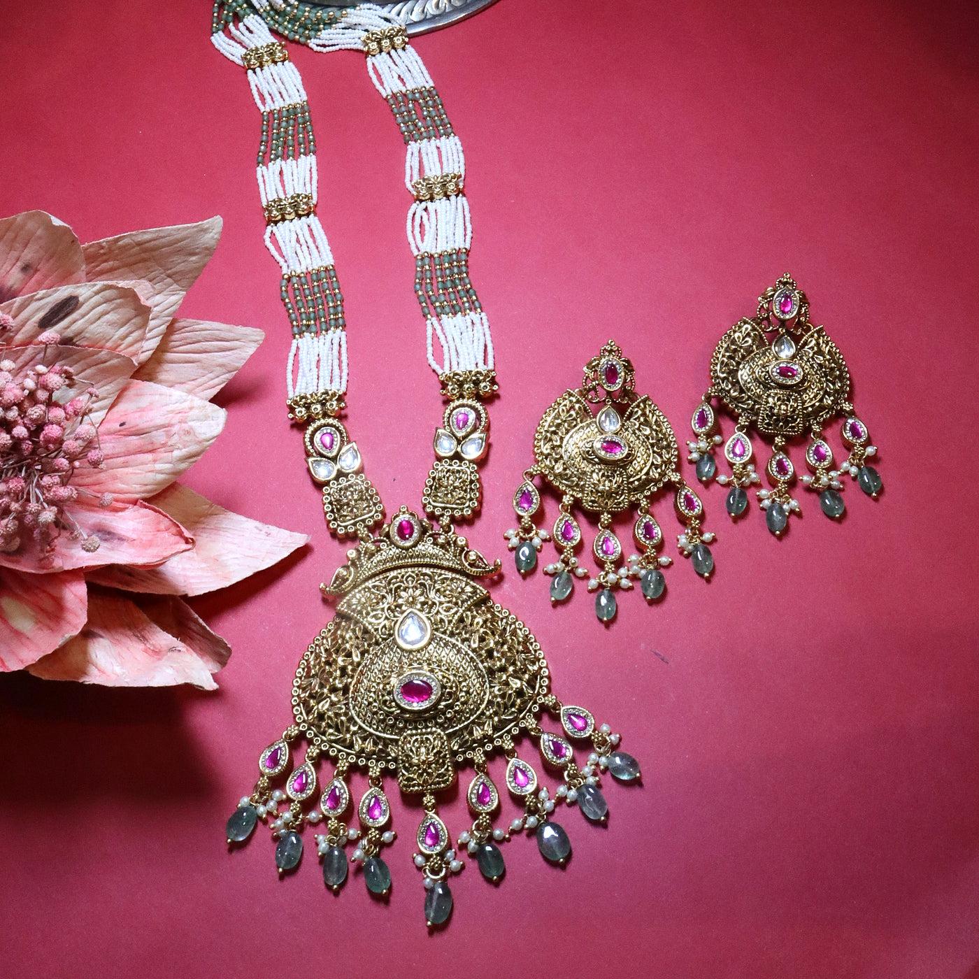Antique Gold Necklace Set with Ruby & White Beads - SIA454078