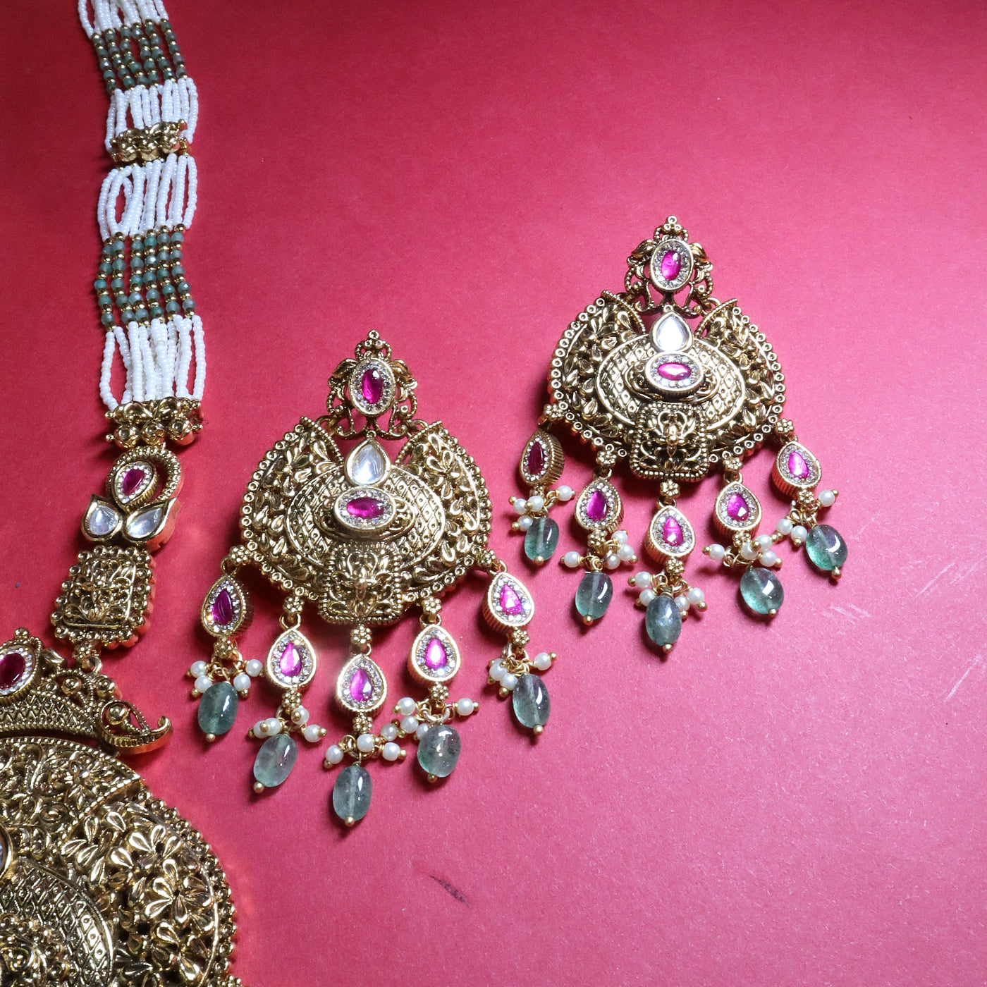 Antique Gold Necklace Set with Ruby & White Beads - SIA454078