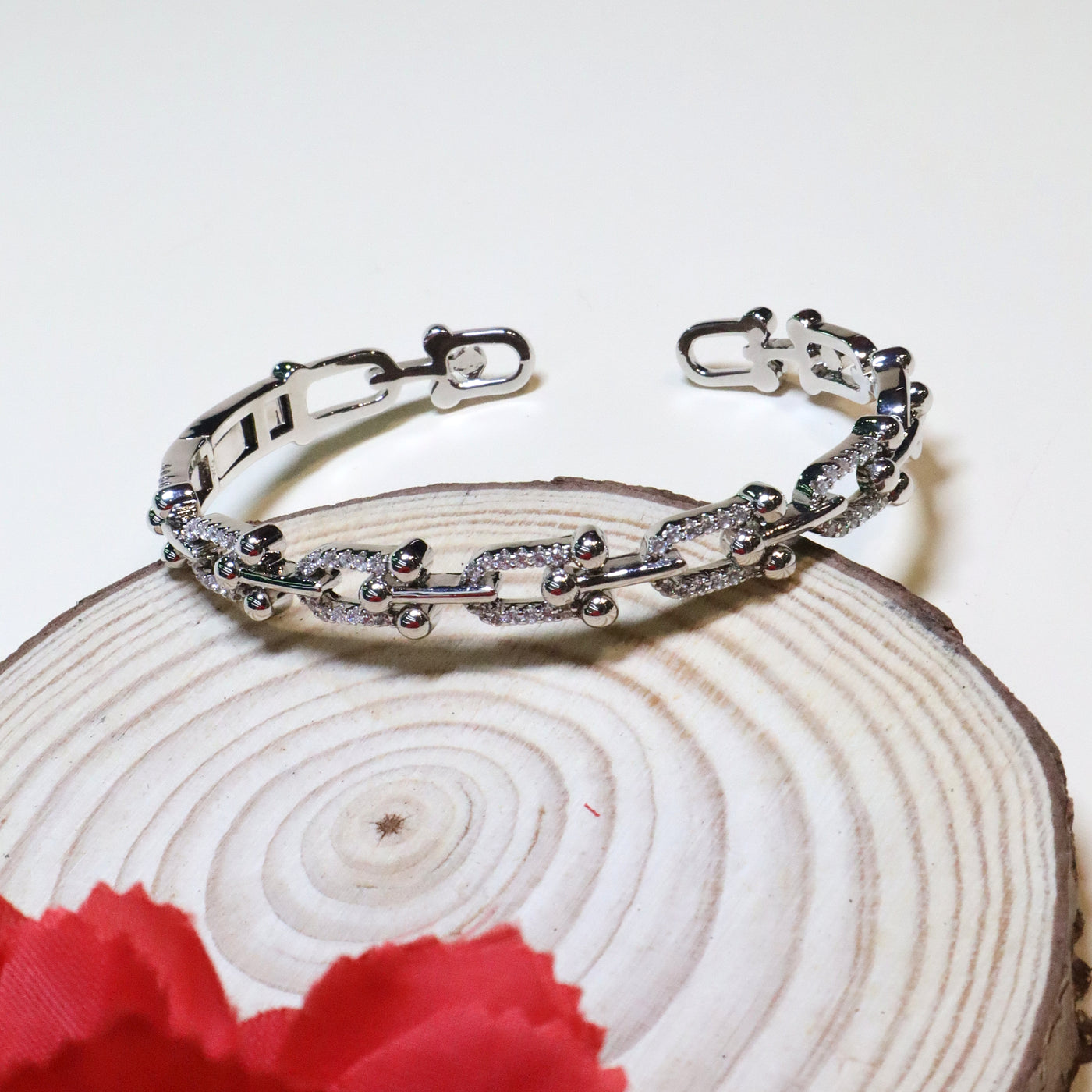 Sparkling Silver Chain Link Open Bracelet - SIA455126