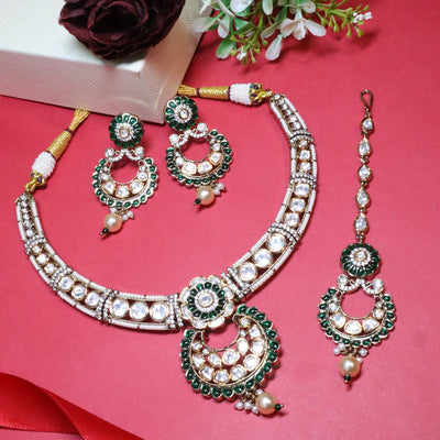 Green Kundan Chandbali Choker Set with Maang Tikka - SIA455619