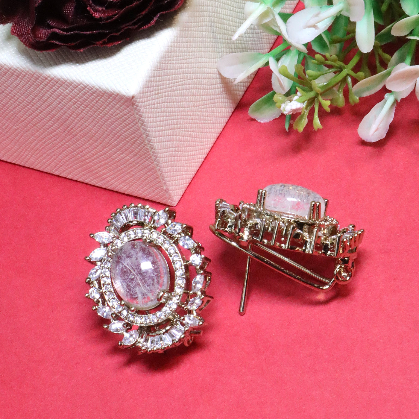 Clear Crystal Oval Studs - SIA455669