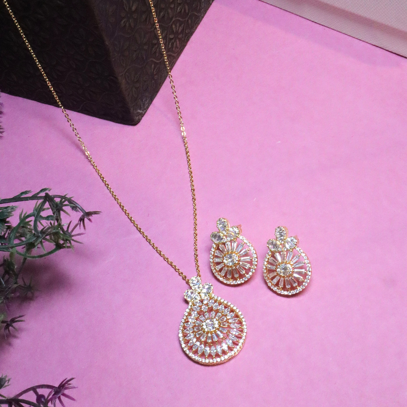 Gold CZ Teardrop Cluster Pendant Set - SIA455681